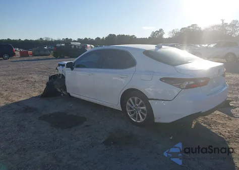 2021 Toyota Camry Le from USA, damaged, VIN 4T1C11AKXMU561025